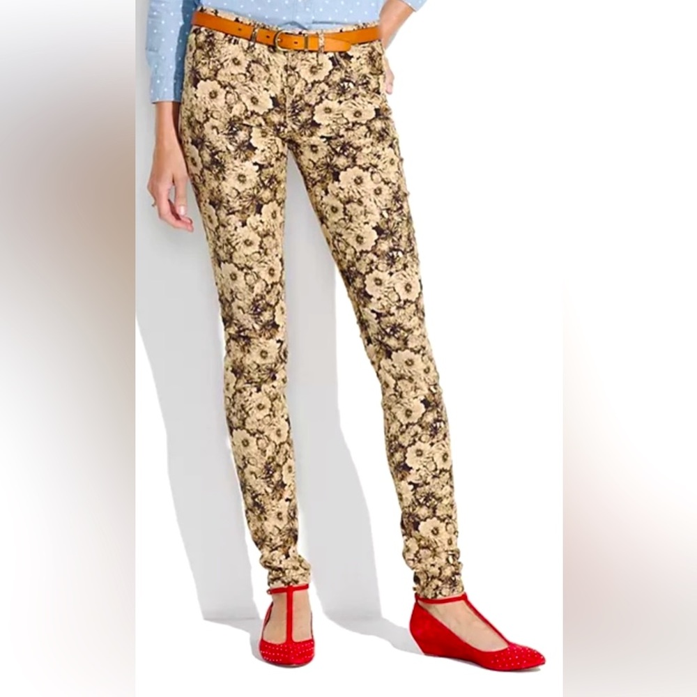 Madewell women’s corduroy Y2K floral retro skinny pants in Sz 28.  P16